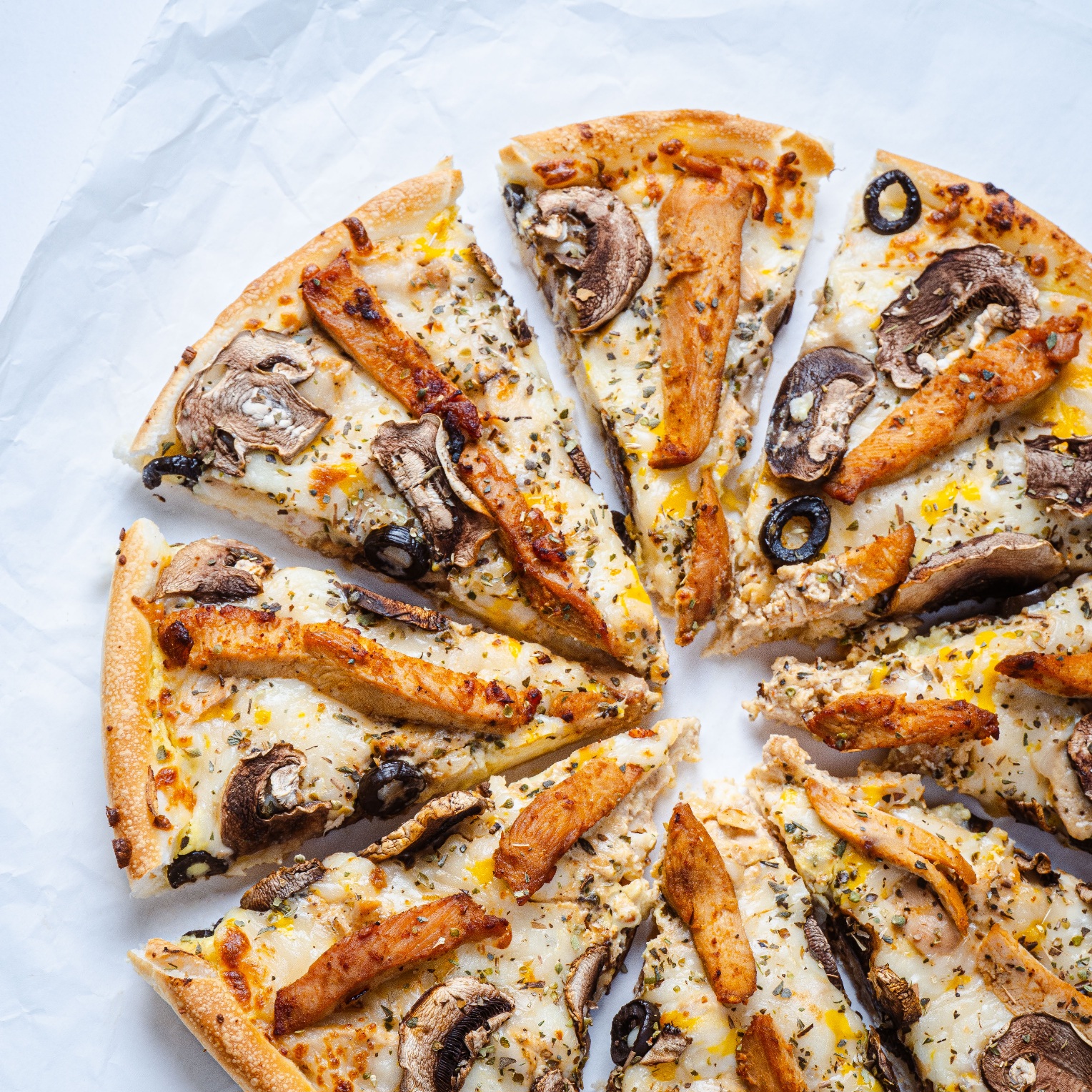 پیتزا چیکن آلفردو